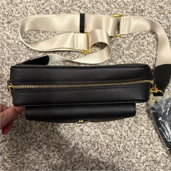 Joy Clean & Chic Saffiano Leather Crossbody Camera Bag Black Onyx - Picture 4 of 8